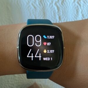 Fitbit Smartwatch with Charger